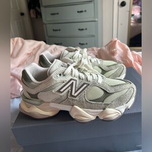 New Balance 9060 green / olive